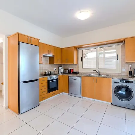 Anthorina Greco #18 Protaras