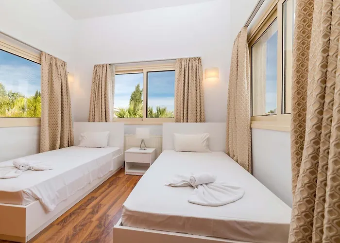 Anthorina Greco #18 *